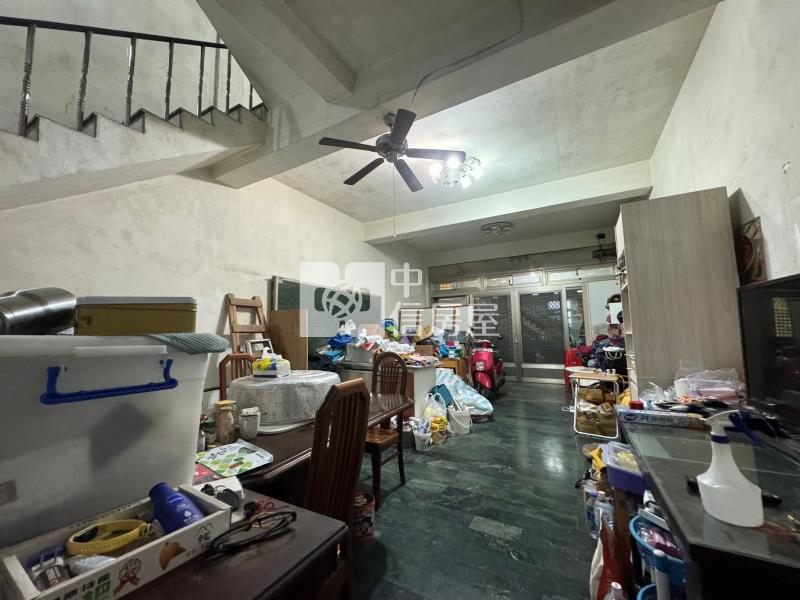 中壢A21捷運透店房屋室內格局與周邊環境