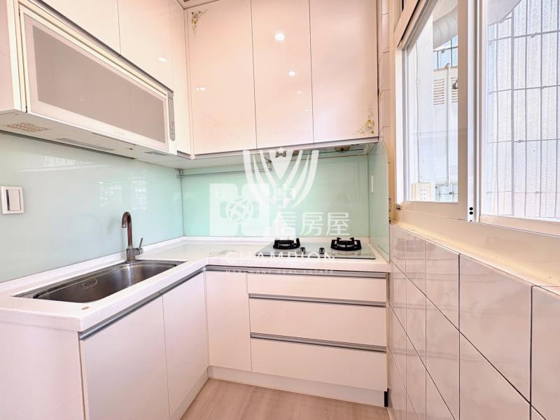 【冠軍】女中旁二樓房屋室內格局與周邊環境