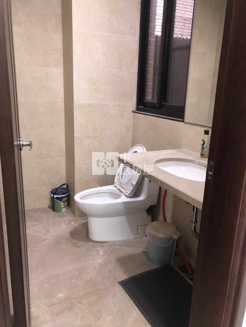 南屯路電梯透店房屋室內格局與周邊環境