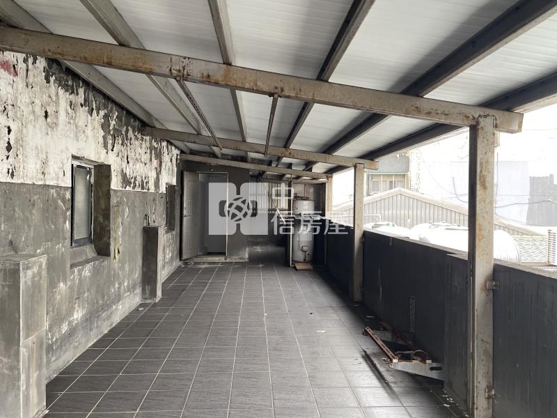 義一路黃金透天店面房屋室內格局與周邊環境