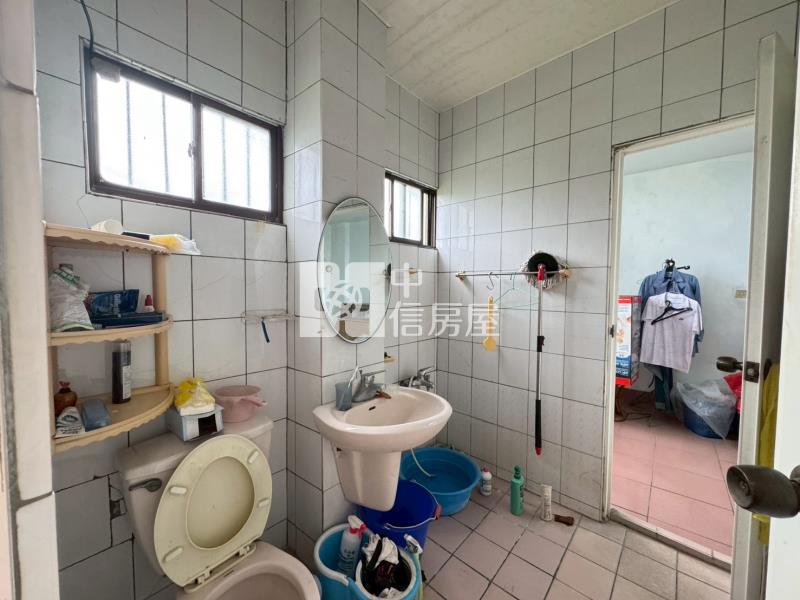 中山新邨大地坪大面寬別墅房屋室內格局與周邊環境