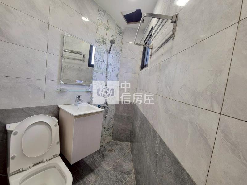 金陵路三段透天房屋室內格局與周邊環境