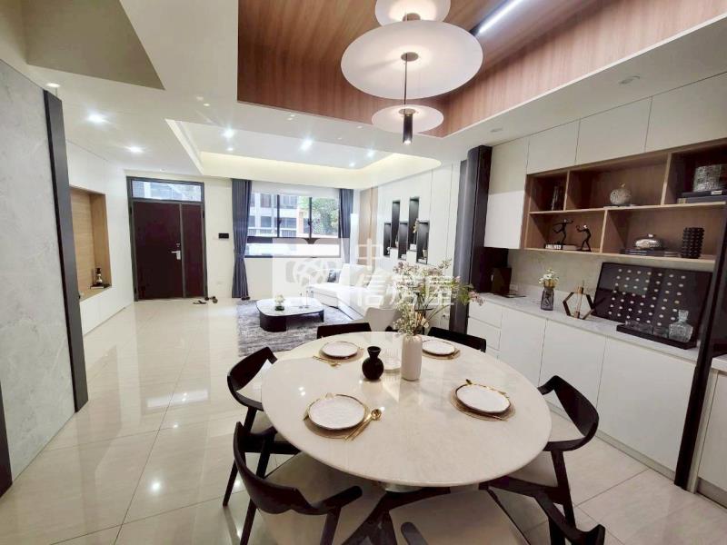 觀音草漯全新豪華電梯別墅房屋室內格局與周邊環境