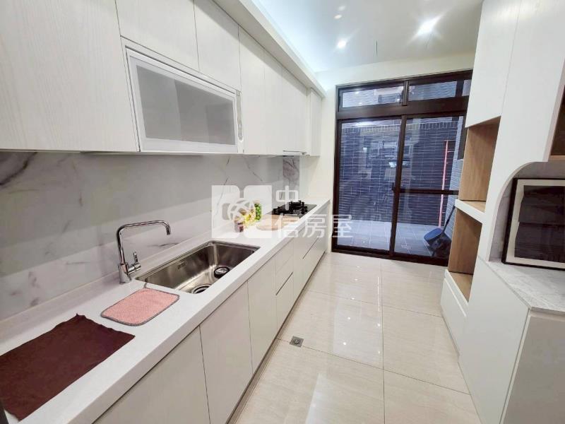 觀音草漯全新豪華電梯別墅房屋室內格局與周邊環境