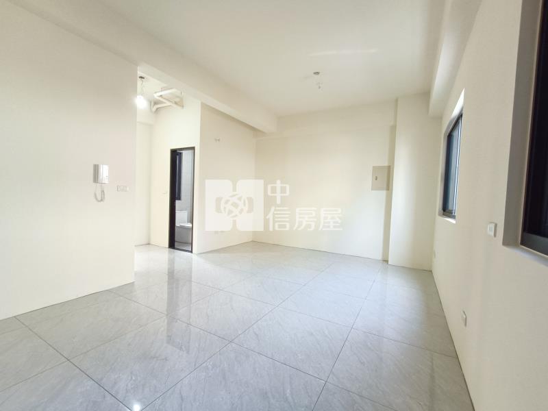 近青埔中潤青境全新美別墅(車庫停車)-B房屋室內格局與周邊環境