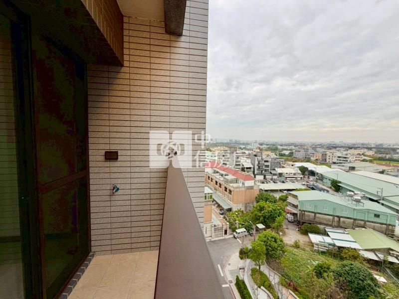 專任!!頭家學區｜櫻花知築｜兩房+B1雙平車房屋室內格局與周邊環境