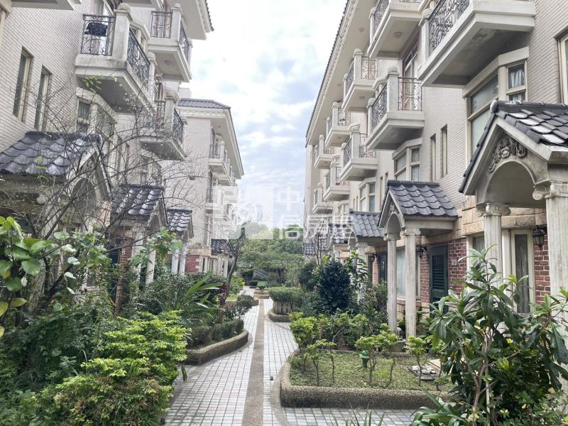 【安家】中壢央大萊茵富邑庭院別墅房屋室內格局與周邊環境