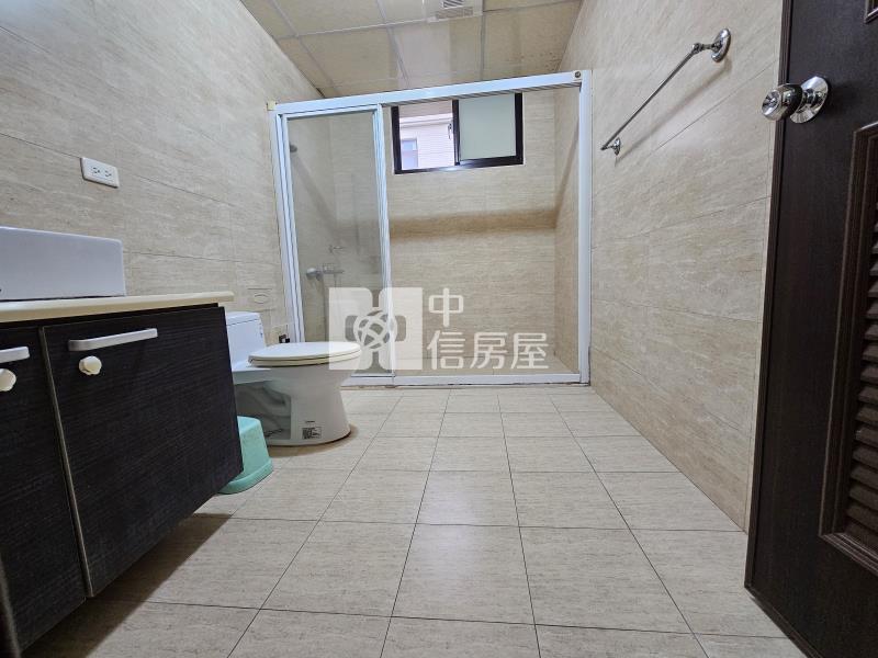 頭份興隆大透天房屋室內格局與周邊環境