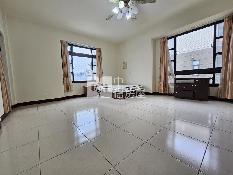 頭份興隆大透天房屋室內格局與周邊環境