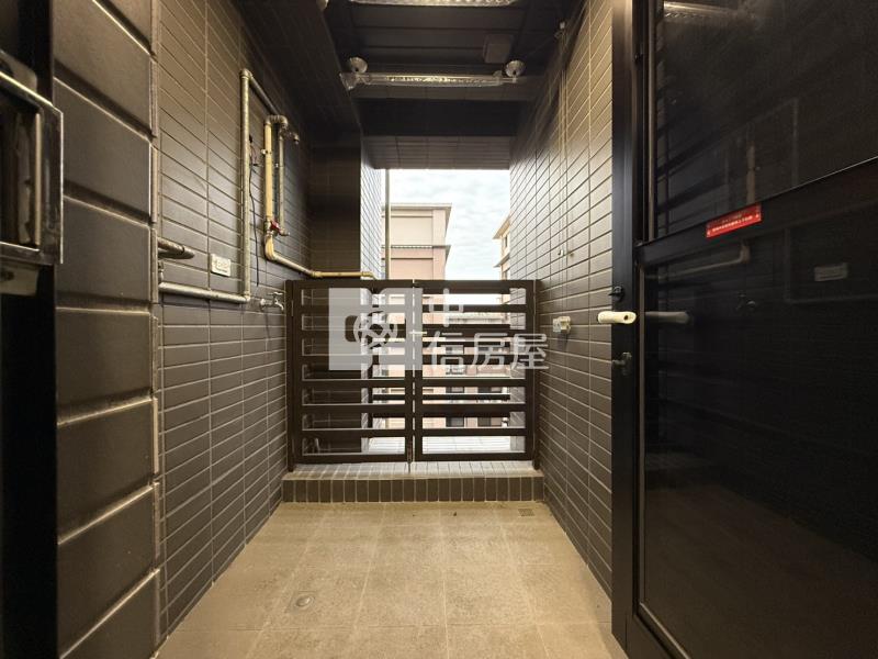 【安家】青埔寶台A17次頂樓兩房車房屋室內格局與周邊環境