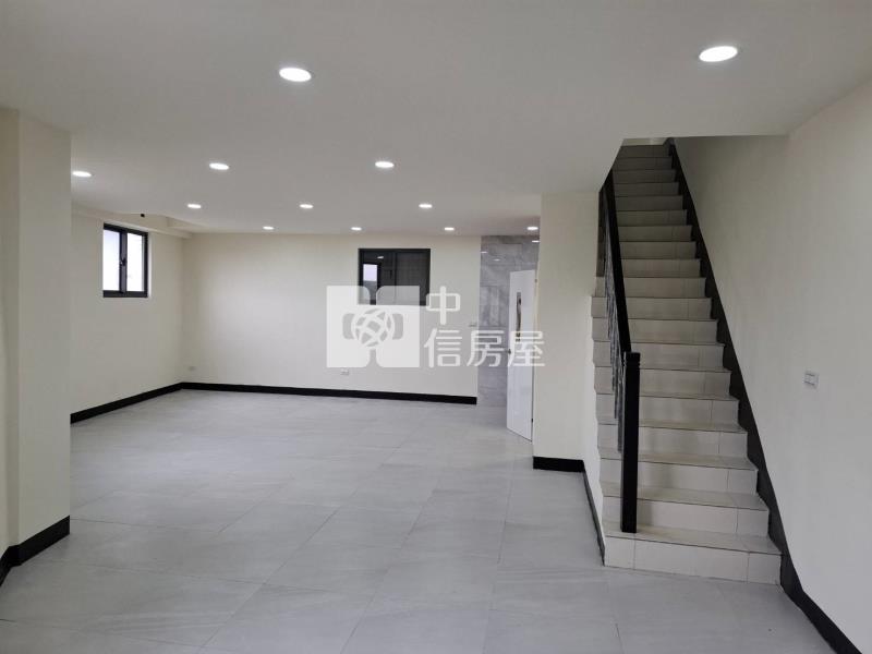 【安家】平鎮金陵路全新整理美透天房屋室內格局與周邊環境