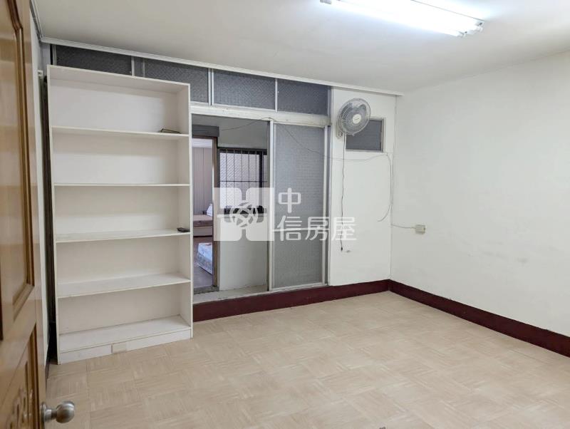 【新世紀】嘉義梅山鄉大地坪透天房屋室內格局與周邊環境