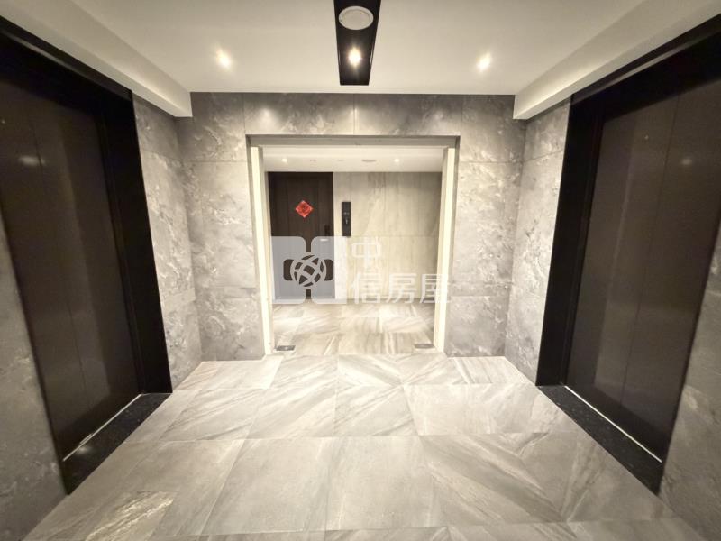 精銳闊視野2房2衛平面車位房屋室內格局與周邊環境