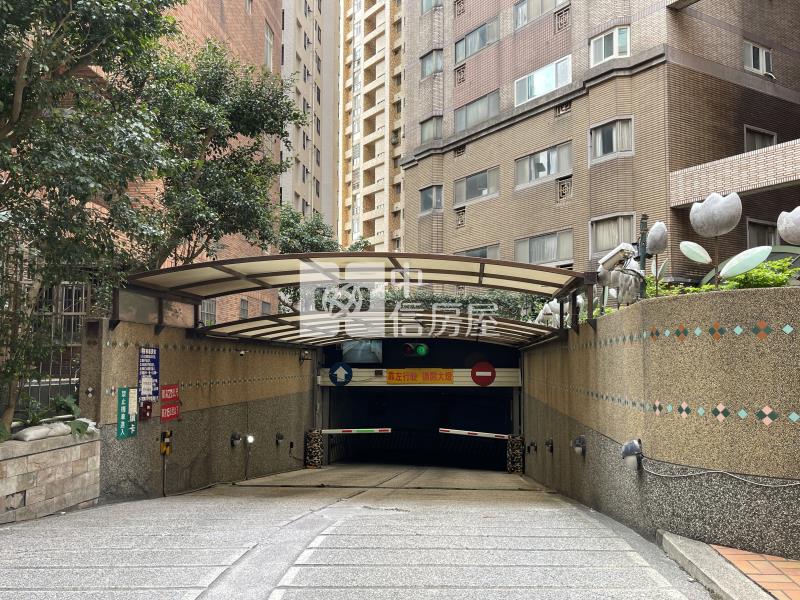 太子國際村2房車房屋室內格局與周邊環境