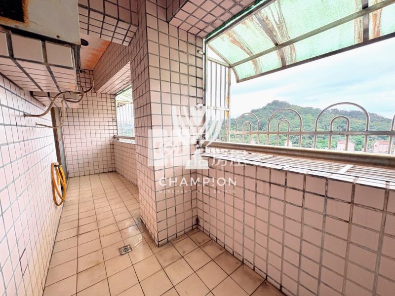 【冠軍】凱撒大地前區二房房屋室內格局與周邊環境