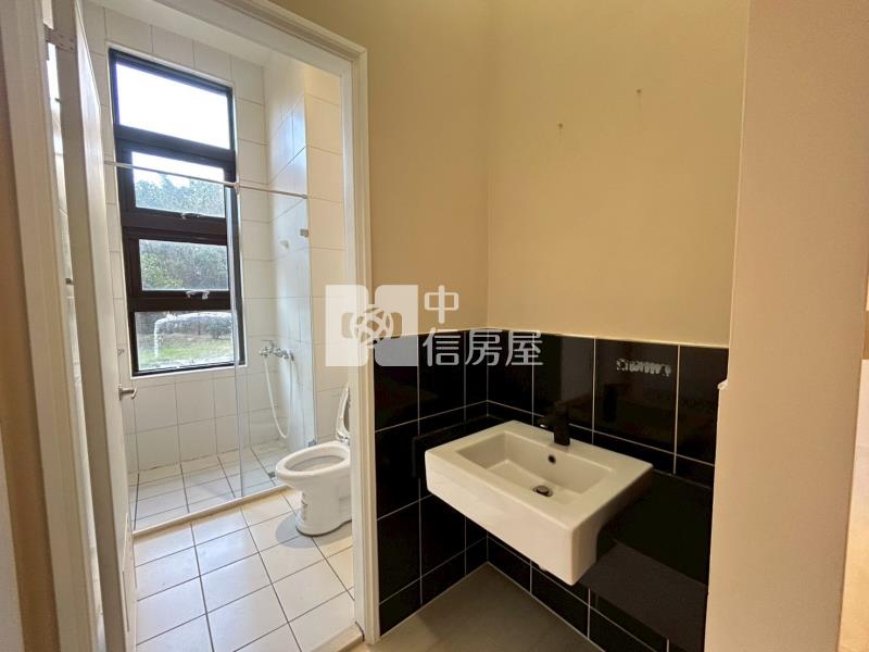 【安家】內壢後站鼎藏晶華1F挑高2房車房屋室內格局與周邊環境