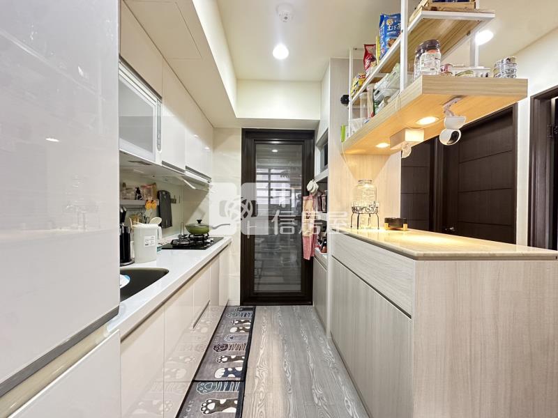 過嶺商圈名馳夏朵邊間精美2房車房屋室內格局與周邊環境