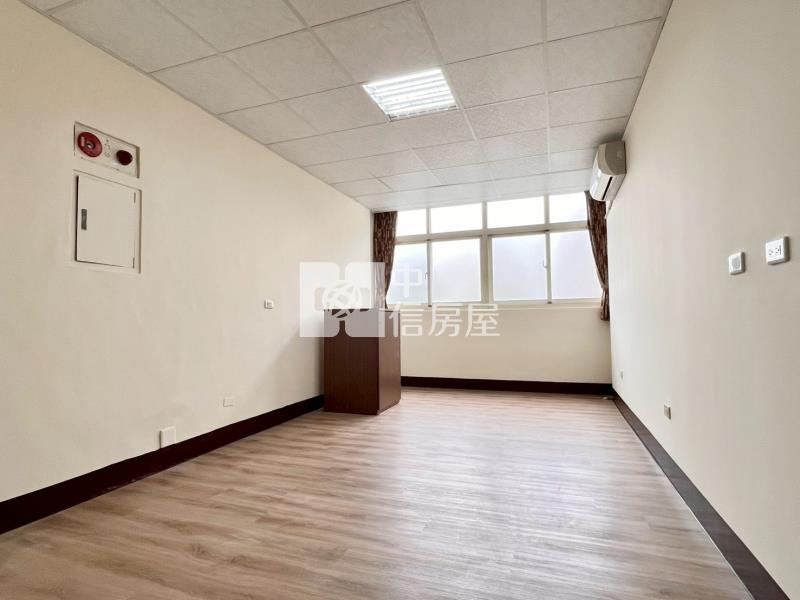 斗六成功商圈店住房屋室內格局與周邊環境