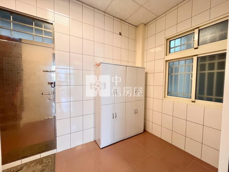 斗六成功商圈店住房屋室內格局與周邊環境