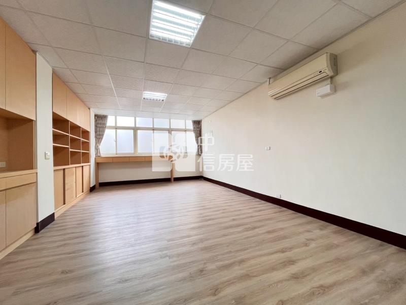 斗六成功商圈店住房屋室內格局與周邊環境