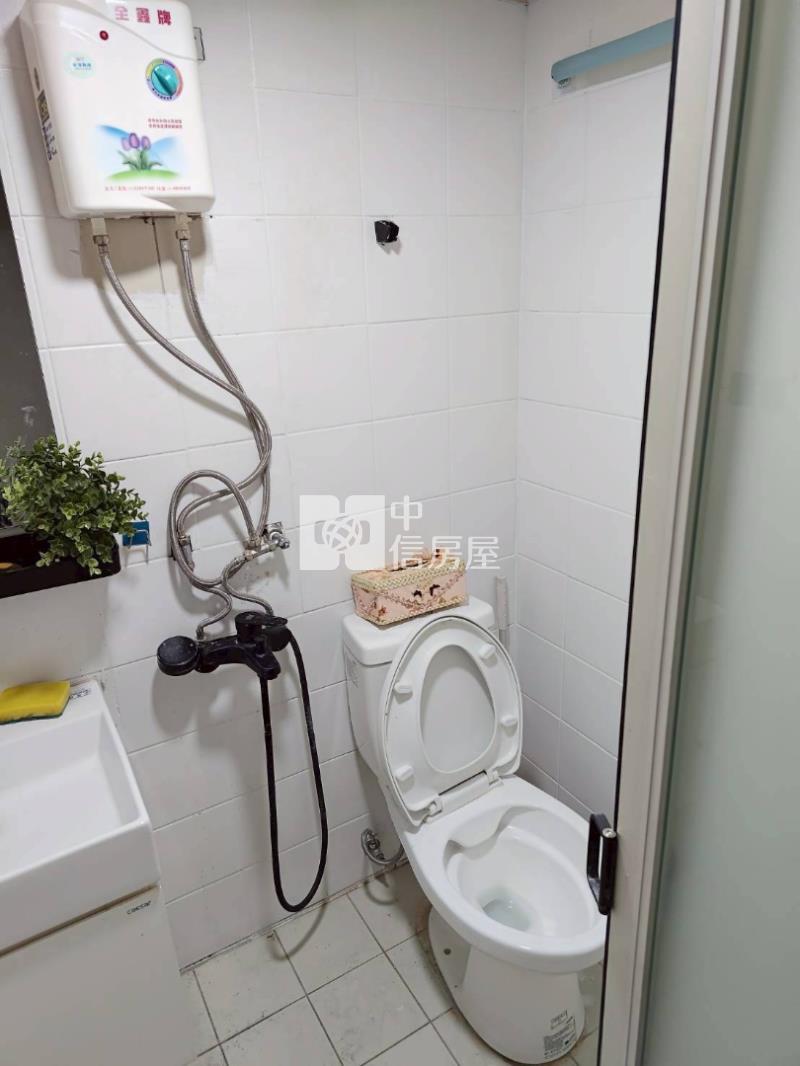 中原～電梯獨立陽台套房（金華大學城）房屋室內格局與周邊環境