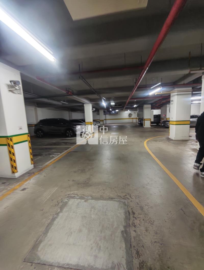 內壢後站(鼎藏晶華)挑高2房+平面車位房屋室內格局與周邊環境