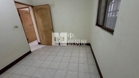 高雄房屋-大寮捷運生活圈四房車位大廈房屋室內格局與周邊環境