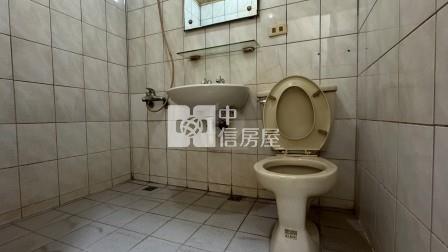 高雄房屋-大寮捷運生活圈四房車位大廈房屋室內格局與周邊環境