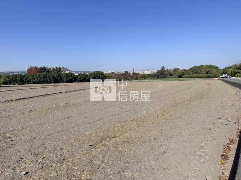 南屯鎮安段｜雙面臨路都計內農地房屋室內格局與周邊環境