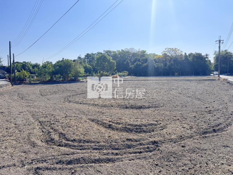 南屯鎮安段｜雙面臨路都計內農地房屋室內格局與周邊環境