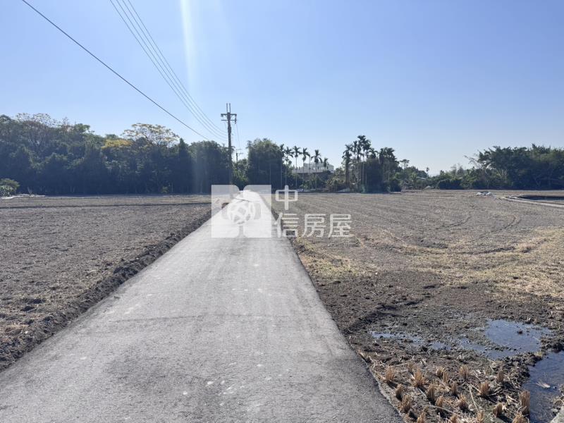 南屯鎮安段｜雙面臨路都計內農地房屋室內格局與周邊環境