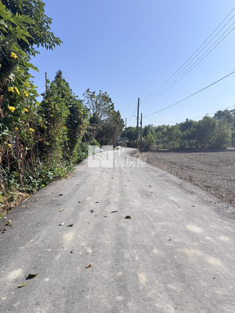 南屯鎮安段｜雙面臨路都計內農地房屋室內格局與周邊環境