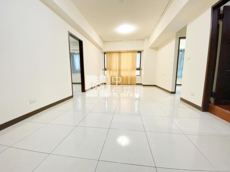 【新世紀】內壢交流道美麗歐洲3房車房屋室內格局與周邊環境