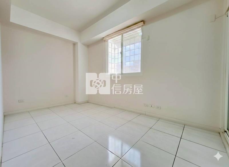 沙鹿震後大地坪臨路孝親別墅房屋室內格局與周邊環境