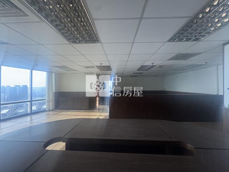 (A)平鎮名格世紀廣場景觀商辦(中信卓越團隊)房屋室內格局與周邊環境