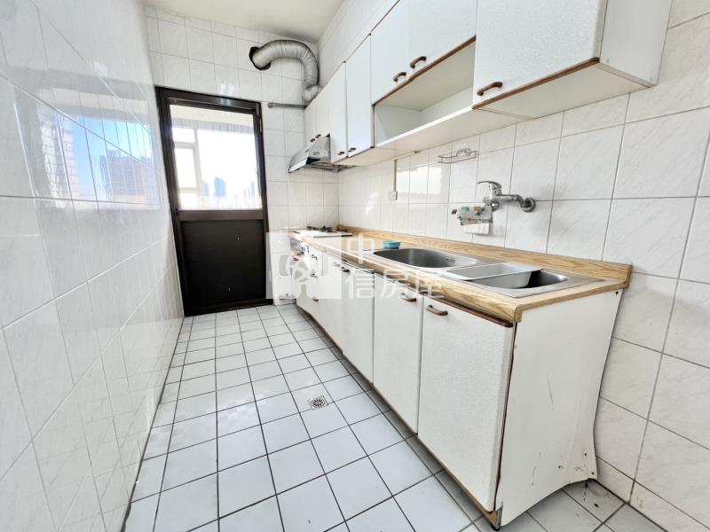 溫布頓三房+車位房屋室內格局與周邊環境