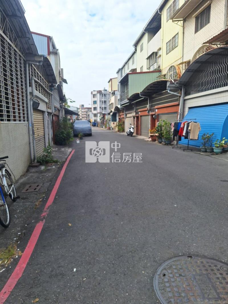 屏東市崇蘭新整透天宅房屋室內格局與周邊環境