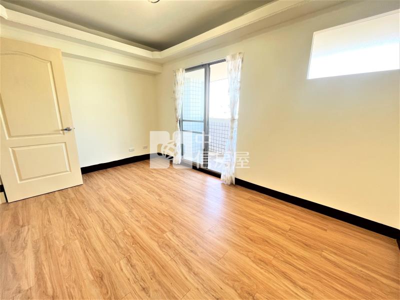 樹孝商圈-竹園華廈三房車位房屋室內格局與周邊環境