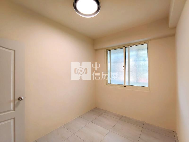 五權車站全新整理三房三樓美寓房屋室內格局與周邊環境