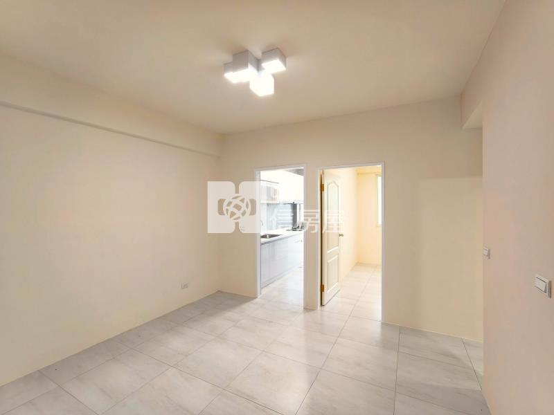 五權車站全新整理三房三樓美寓房屋室內格局與周邊環境