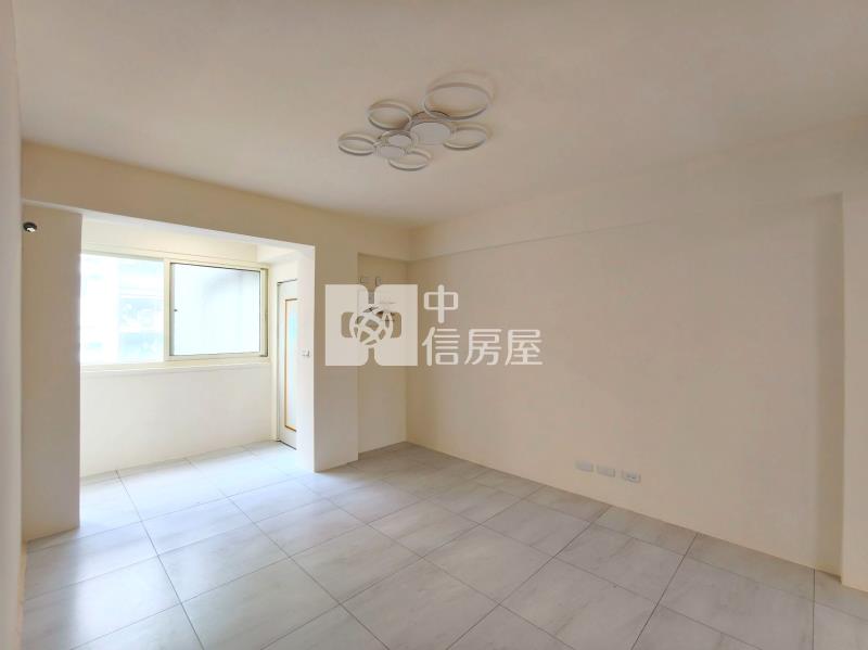 五權車站全新整理三房三樓美寓房屋室內格局與周邊環境