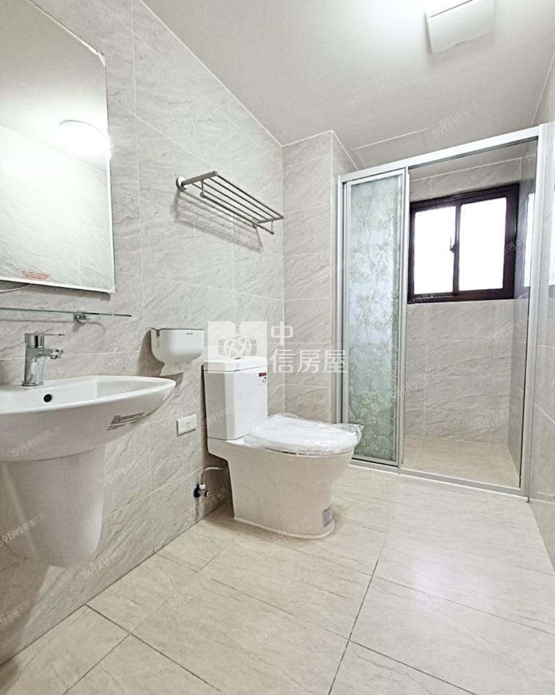 草漯市區漂亮樓層雙衛浴開窗大2房房屋室內格局與周邊環境