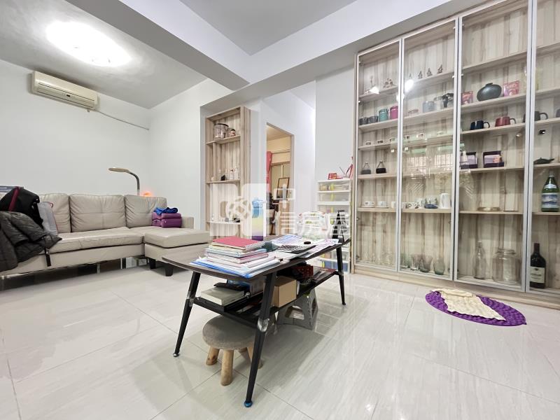 中壢SOGO一樓美寓房屋室內格局與周邊環境