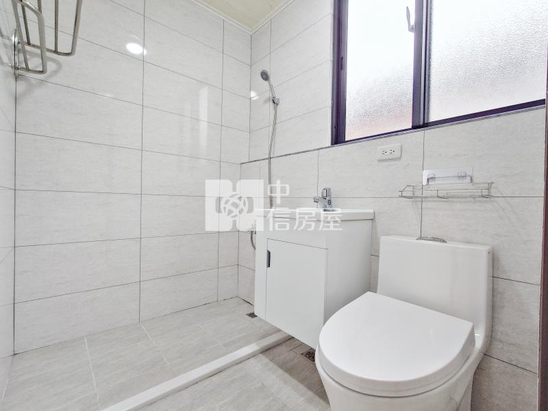 長億商圈精裝車庫美墅房屋室內格局與周邊環境