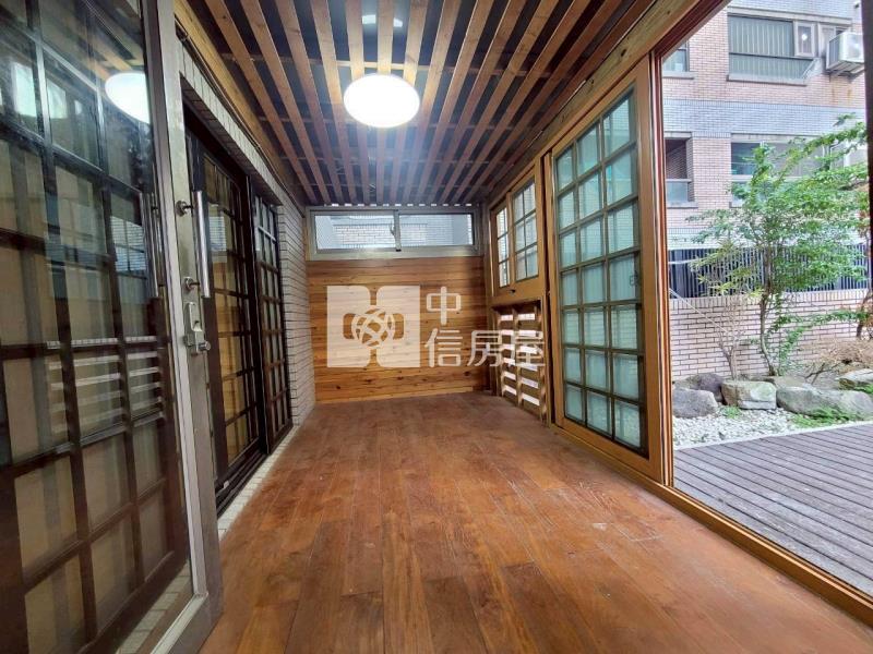 近夢時代空中花園三房平車房屋室內格局與周邊環境