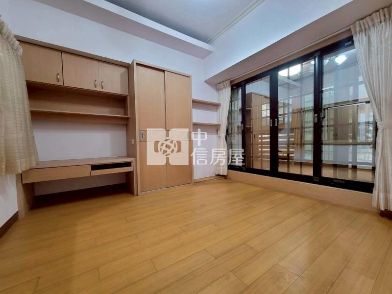 近夢時代空中花園三房平車房屋室內格局與周邊環境