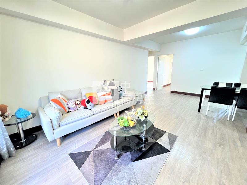 樹孝商圈-梅園華廈三房車位房屋室內格局與周邊環境