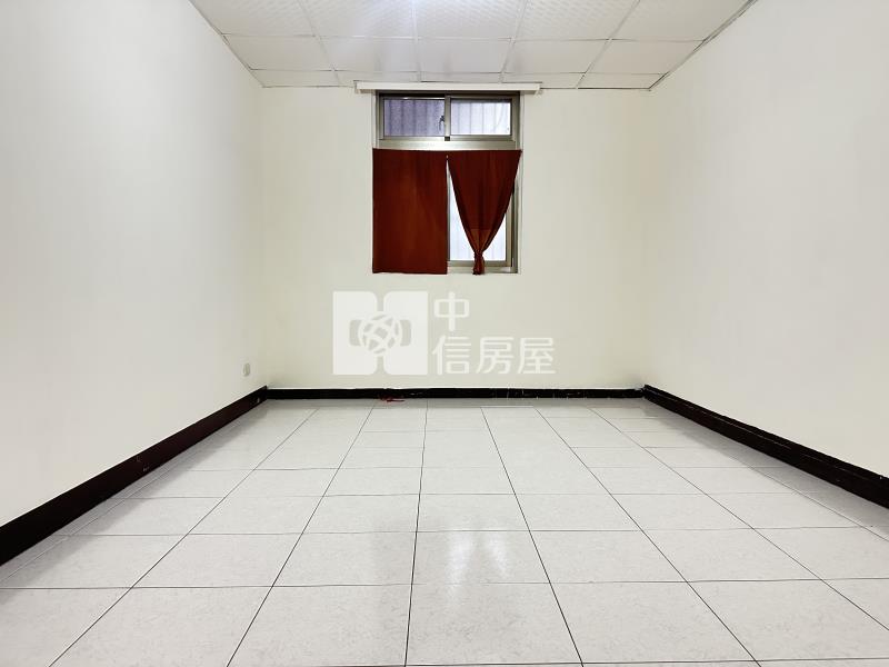 龍潭商圈低樓層二房美公寓房屋室內格局與周邊環境