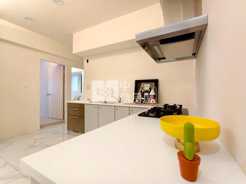 中國醫商圈全新整理大三房平車房屋室內格局與周邊環境