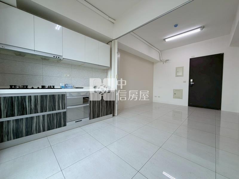 崇蘭學區輕屋齡2房美樓房屋室內格局與周邊環境